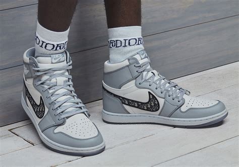 jordan dior pris|dior jordan 1 release date.